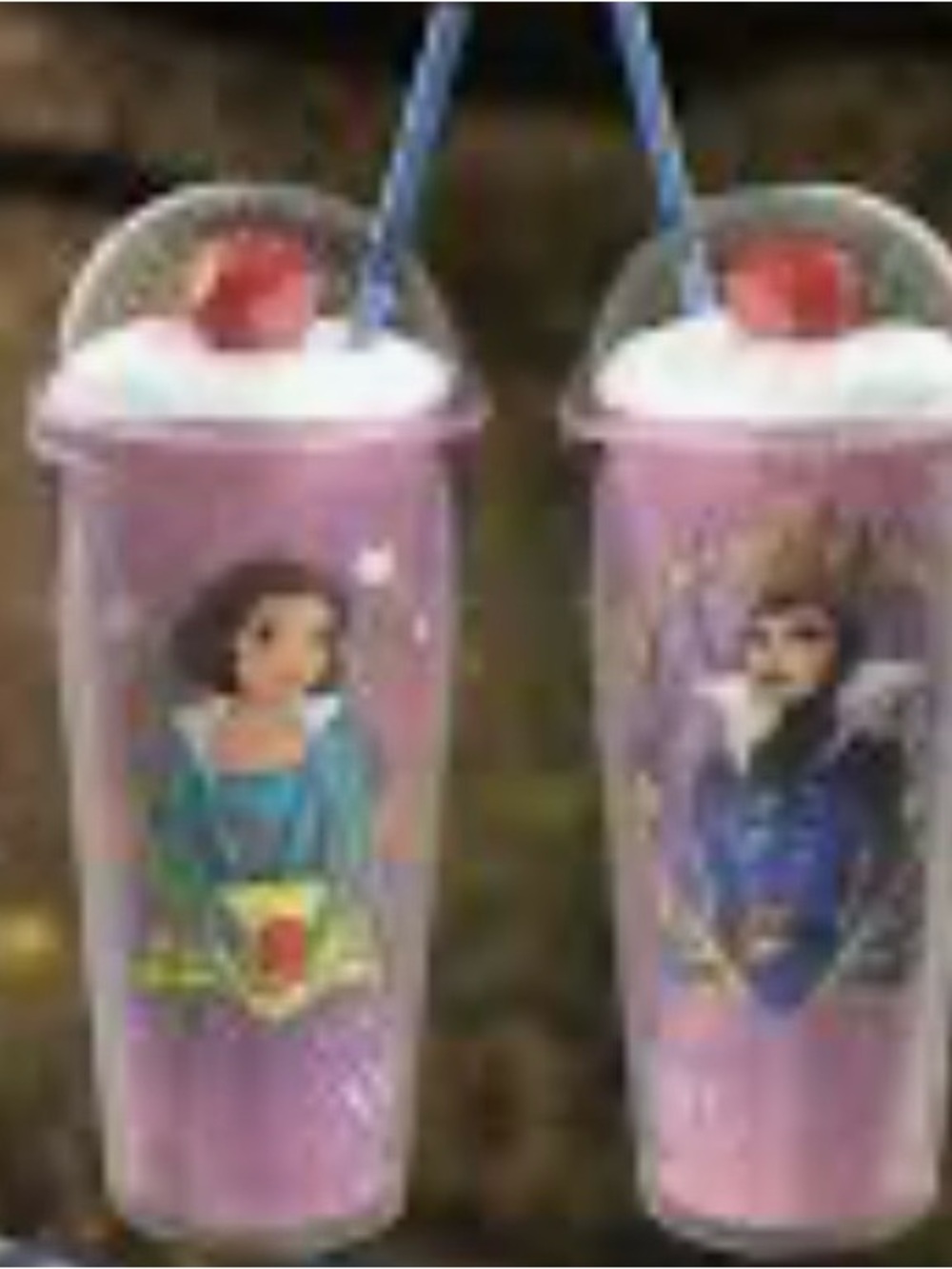 Snow White & Evil Queen Movie 2025 Tumbler Movie Red Apple in Lid w/Blue Straw - Picture 2 of 5